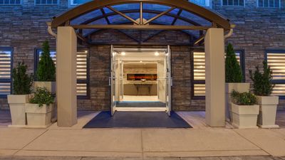 Holiday Inn Express & Suites Fredericton