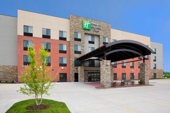 Holiday Inn Express & Suites North