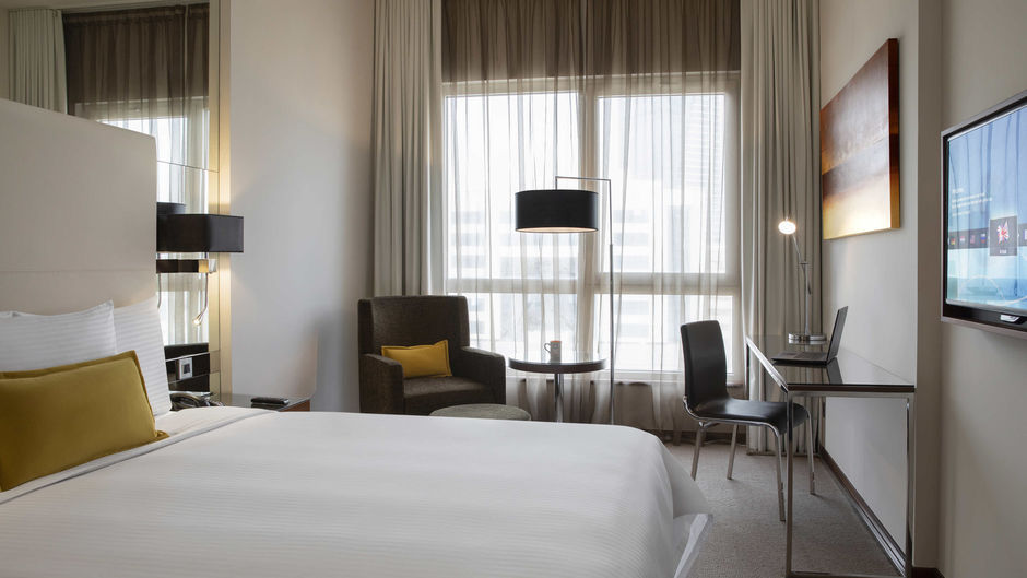 Centro Olaya Room