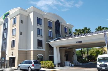 Holiday Inn Express USF-Busch Gardens