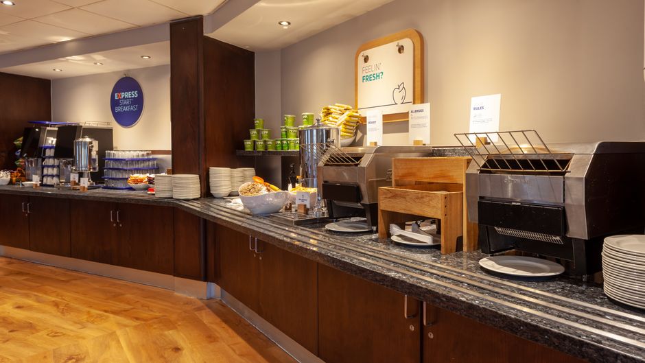 Holiday Inn Express City Ctr Theatreland Restaurant