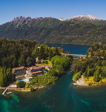 Correntoso Lake & River Hotel