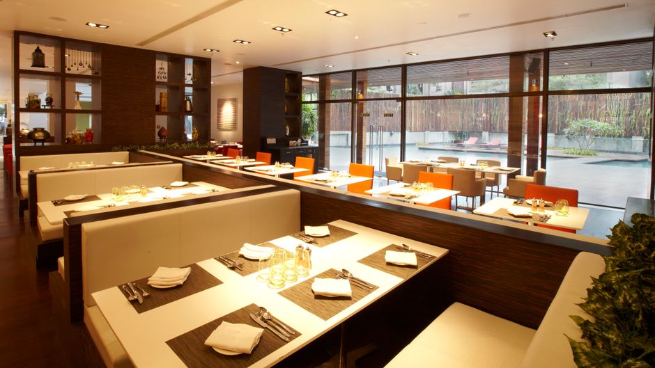 Crowne Plaza Pune City Centre Restaurant