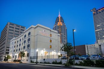 Candlewood Suites Mobile Downtown
