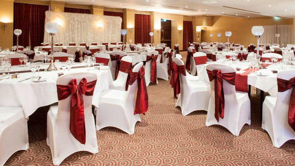 Crowne Plaza Hotel - John Lennon Airport Ballroom