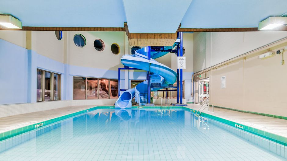 Holiday Inn Sydney - Waterfront Hotel Pool