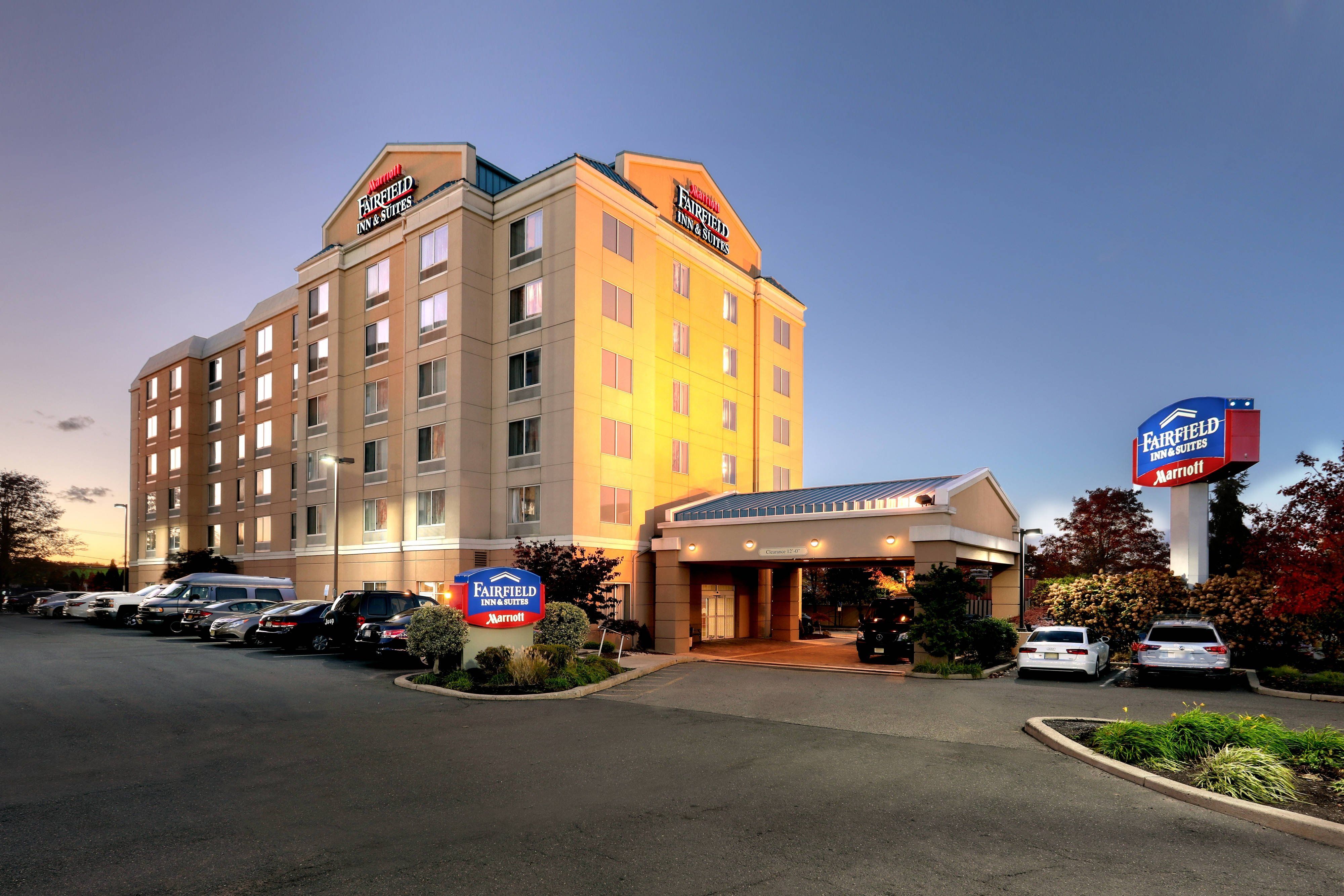Fairfield Inn Suites Woodbridge Tourist Class Avenel NJ Hotels