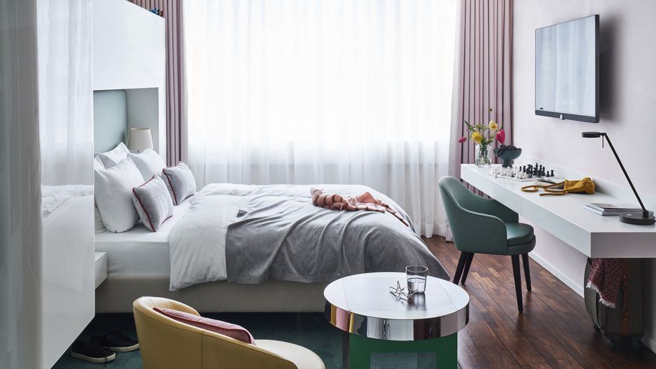 SIDE Design Hotel Hamburg Room