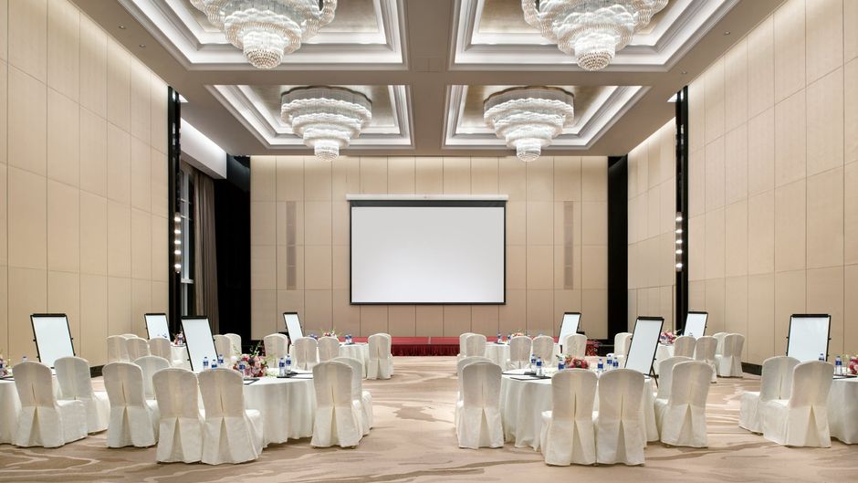 Crowne Plaza Huailai Meeting