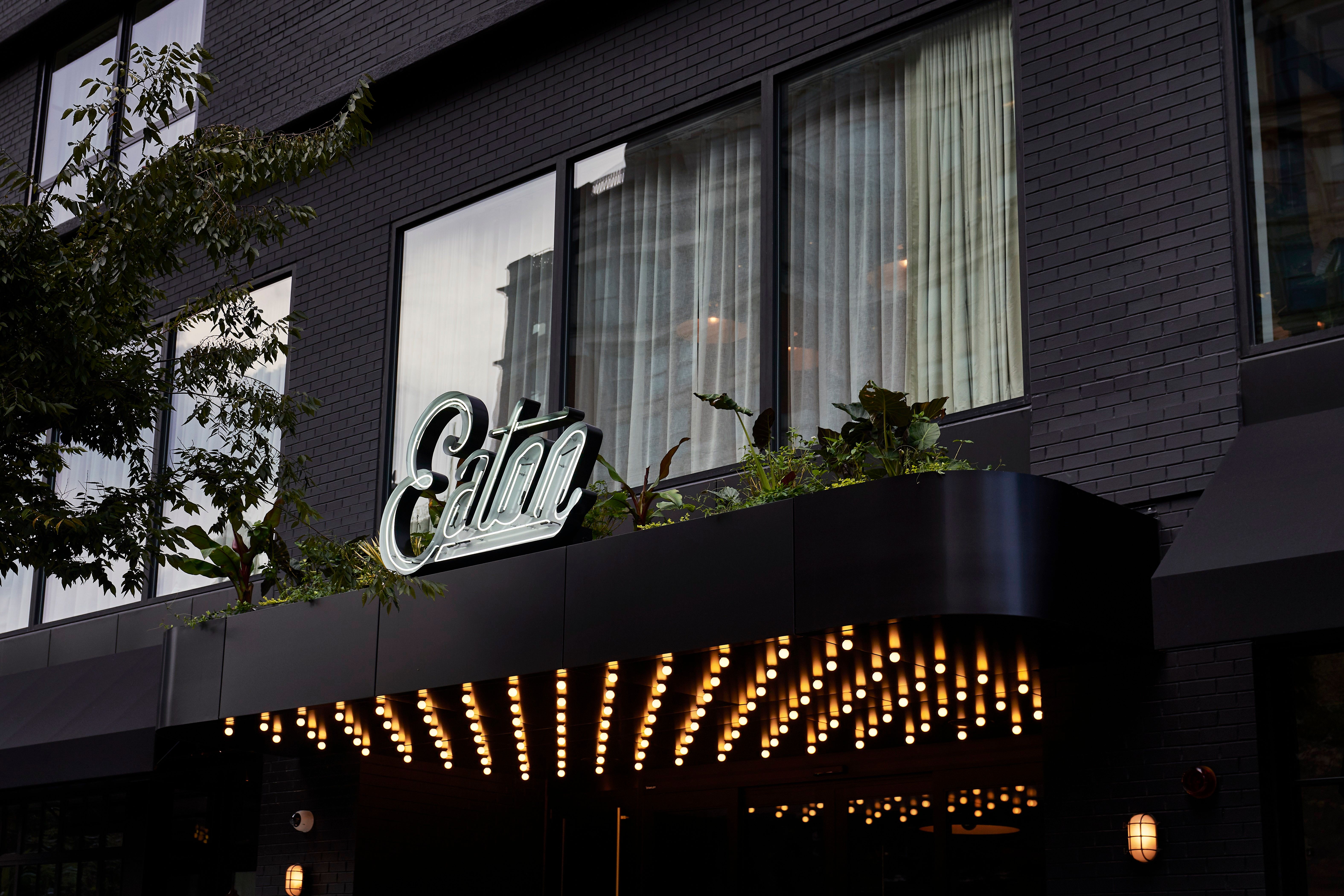 Eaton hotel hot sale