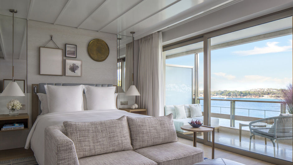 Four Seasons Astir Palace Hotel Room