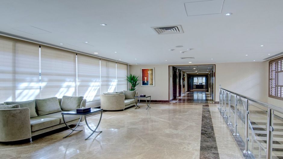 Crowne Plaza Madinah Lobby