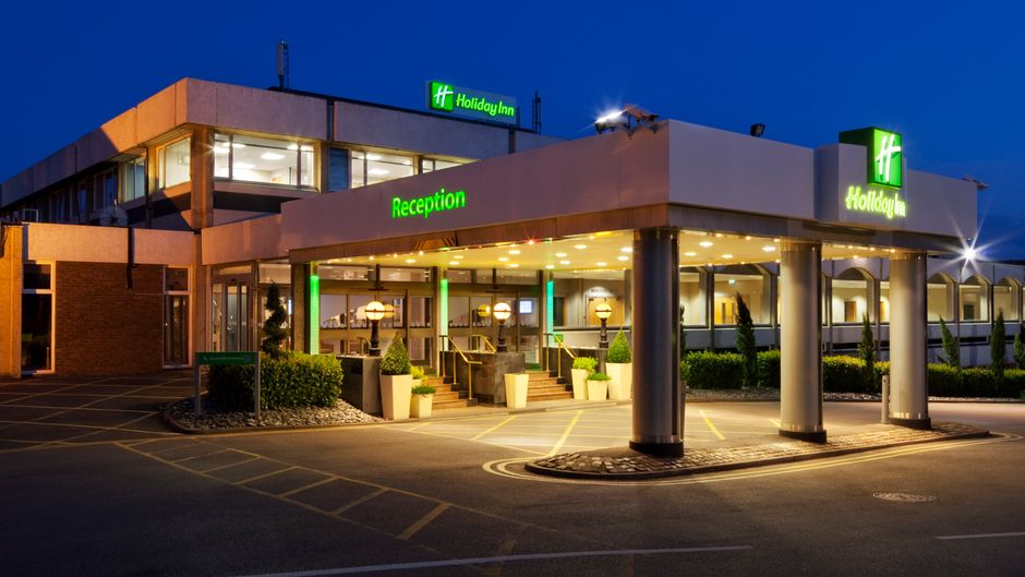 Holiday Inn Windsor Exterior
