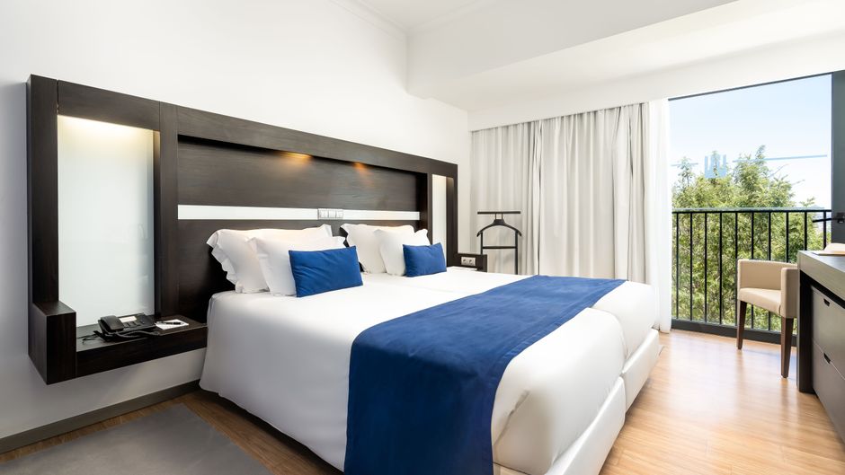Jupiter Algarve Hotel Room