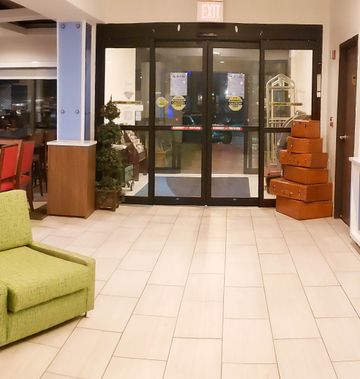 Holiday Inn Express Osage Beach
