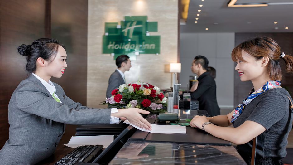 Holiday Inn Baoji Central Lobby