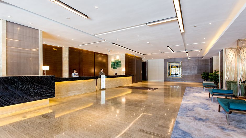 Holiday Inn Baoji Central Lobby