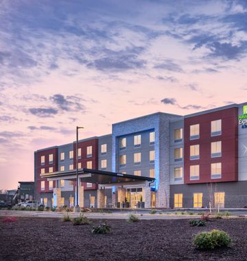 Holiday Inn Express & Suites Keizer