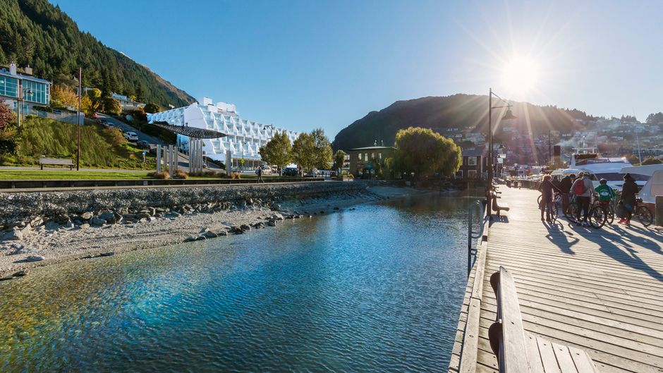 Crowne Plaza Queenstown Exterior
