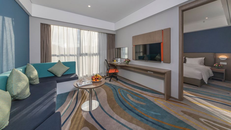 Holiday Inn Express Xichang City Center Suite