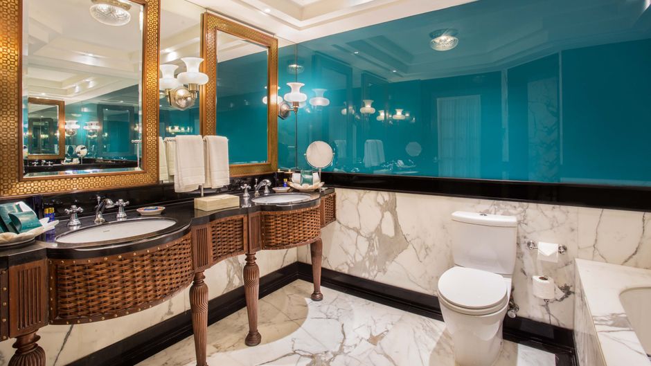The Oberoi Amarvilas Room