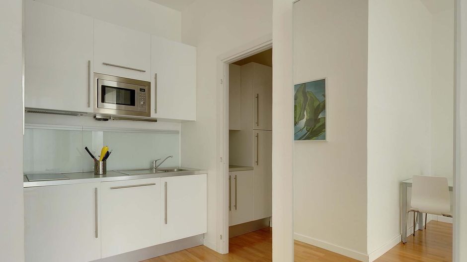 Milan Apartment Rental Room