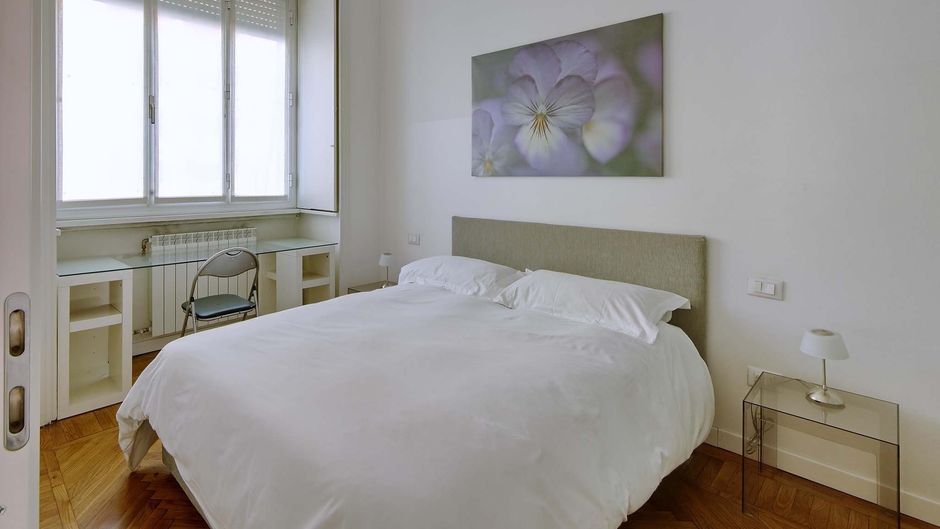 Milan Apartment Rental Room