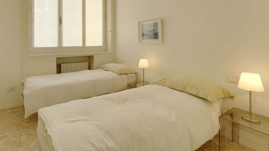 Milan Apartment Rental Room