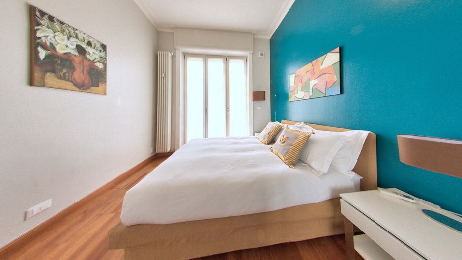 Milan Apartment Rental Room