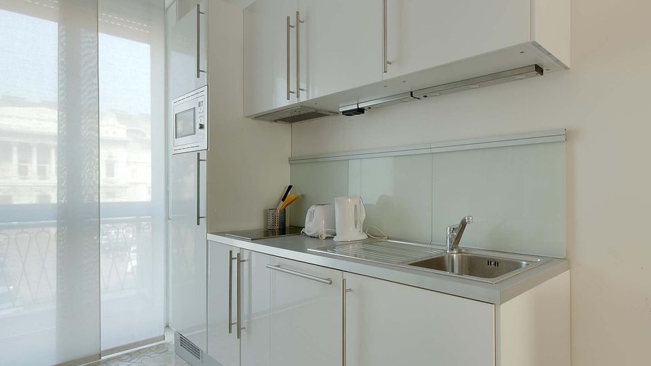 Milan Apartment Rental Room