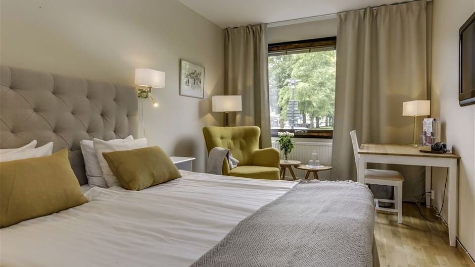 Hotel Bellevue Room