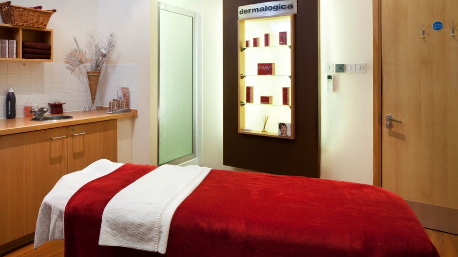 Holiday Inn Guildford Spa