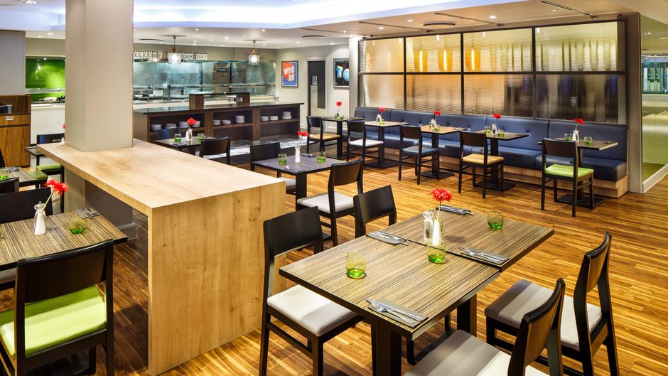 Holiday Inn London Heathrow Restaurant