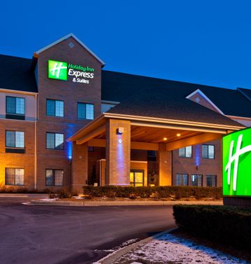 Holiday Inn Express Hotel & Suites
