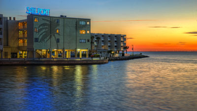Sailport Waterfront Suites