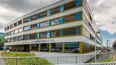 DasBreiteHotel