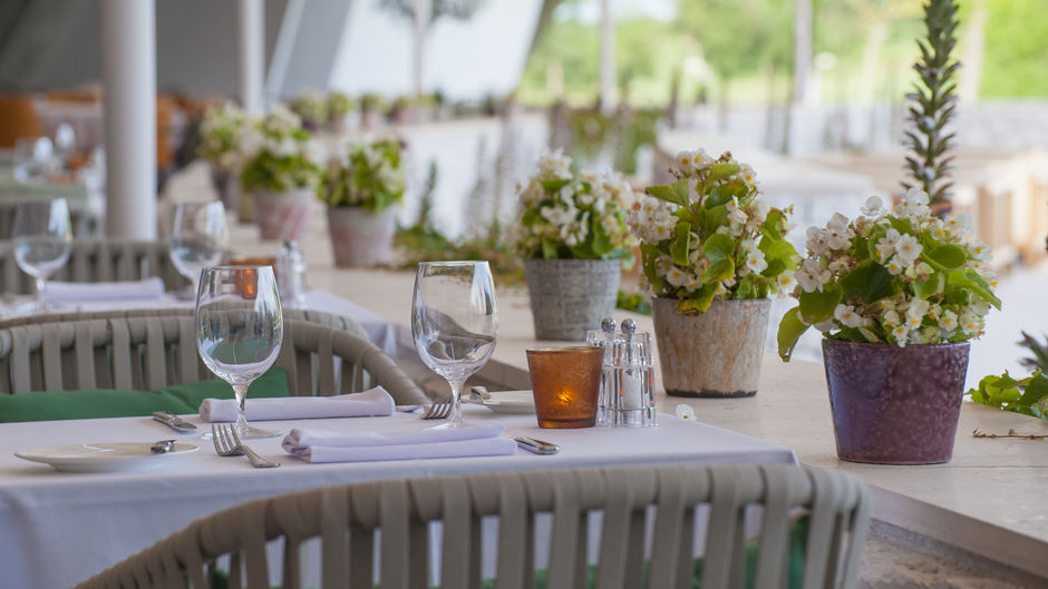 Hotel Camiral at PGA Restaurant