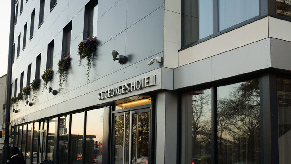 St George's Hotel Wembley Exterior