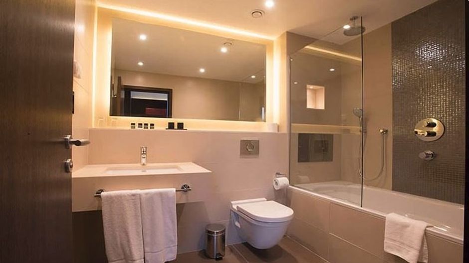 St George's Hotel Wembley Room