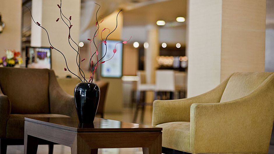 Solans Presidente Lobby