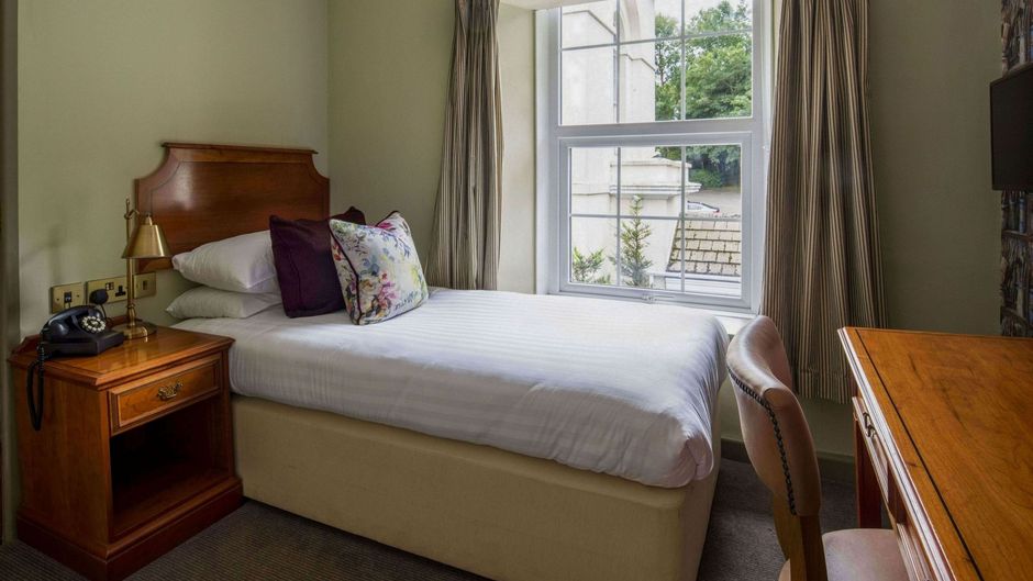 Penventon Park Hotel Room
