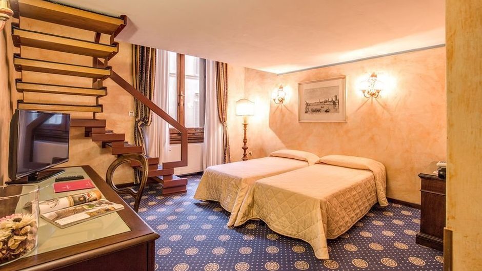 Hotel Croce Di Malta Room