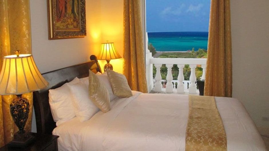 Ocean West Boutique Hotel Room