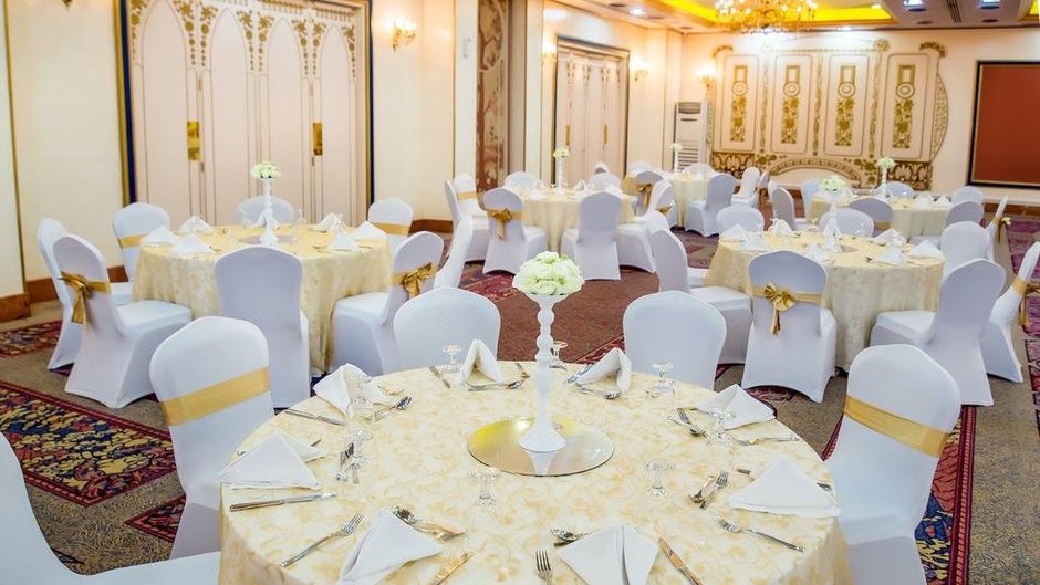 Hotel Holiday International Ballroom