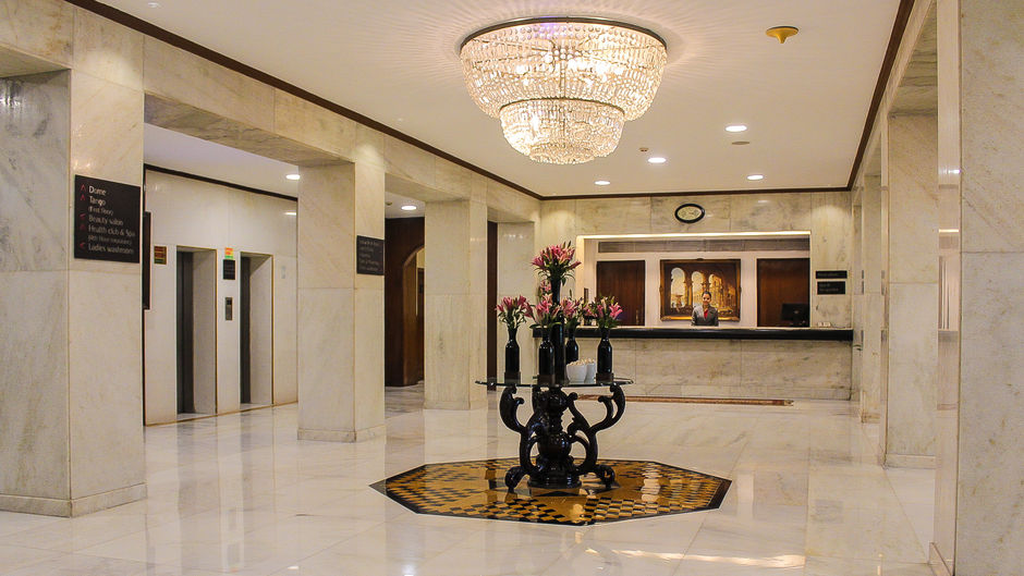 Vivanta by Taj - Ambassador Lobby