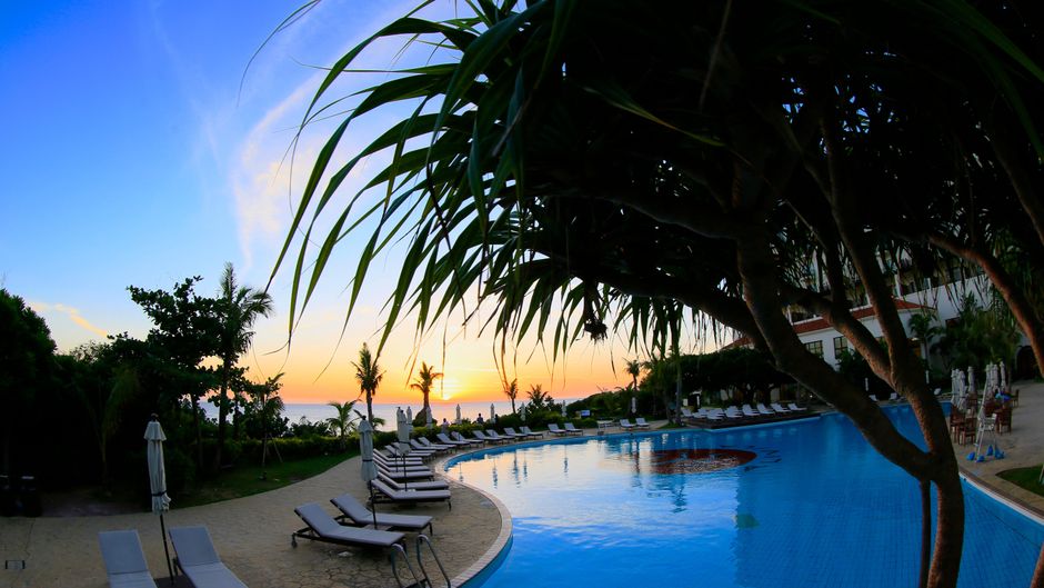 Hotel Nikko Alivila Pool