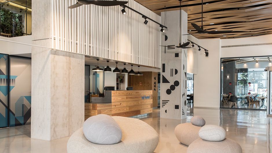 Tal Hotel Lobby