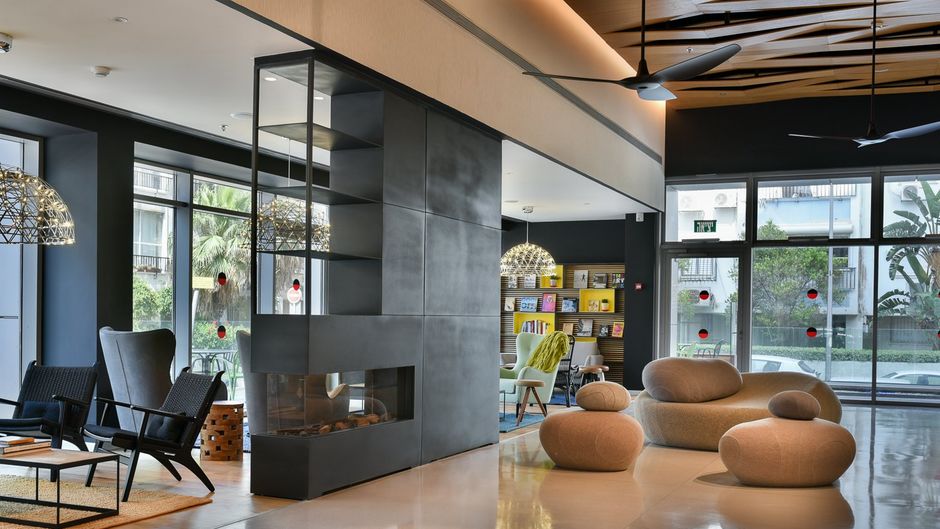 Tal Hotel Lobby