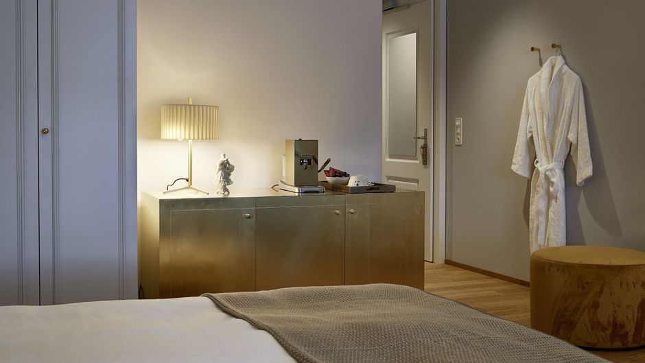 La Couronne Hotel Restaurant Room