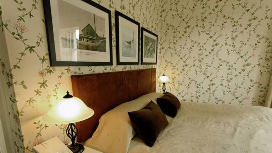 The Lake of Menteith Hotel Room